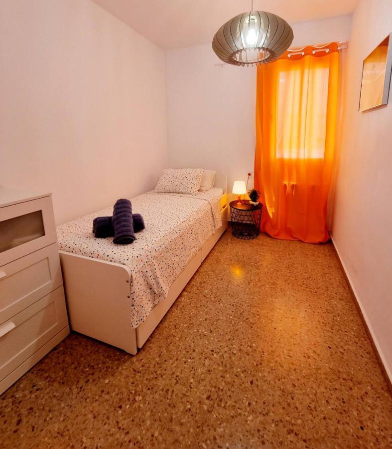 Lovely 4 Bed Flat Sagunto Extérieur photo